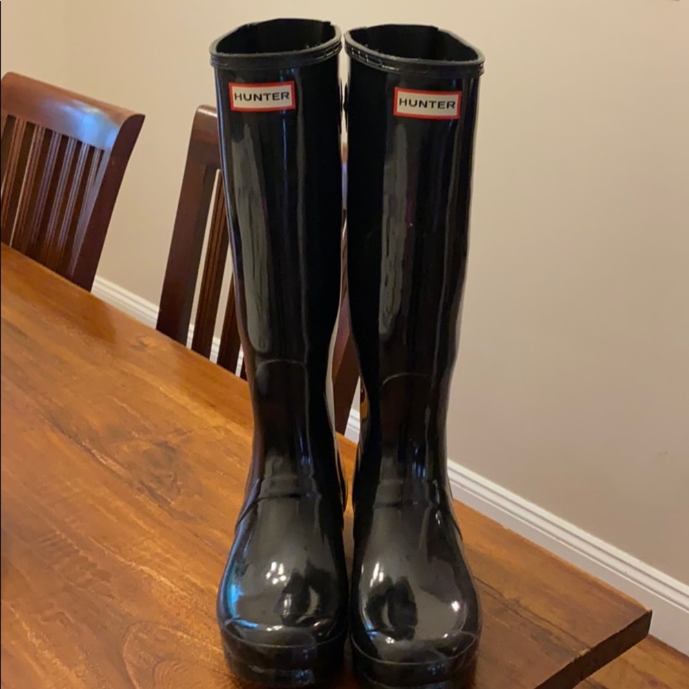 Excellent Condition Glossy Black Hunter Boots - 10